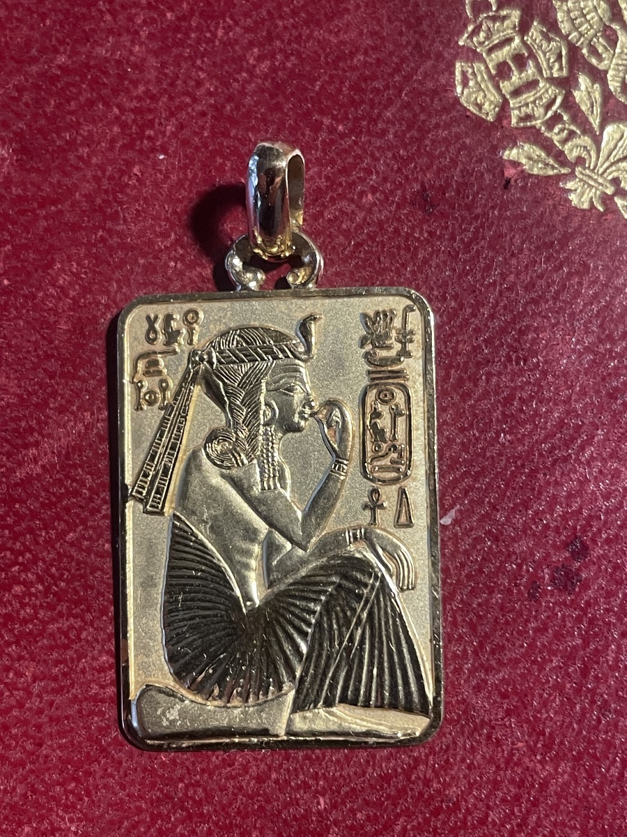 Gold Pendant With Egyptian Decor 