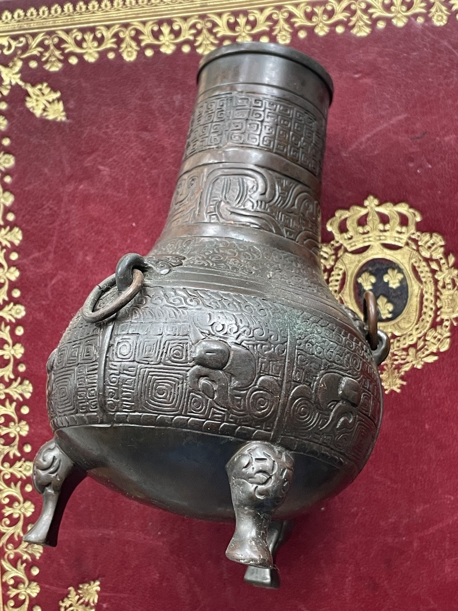 Vase en bronze asiatique -photo-2