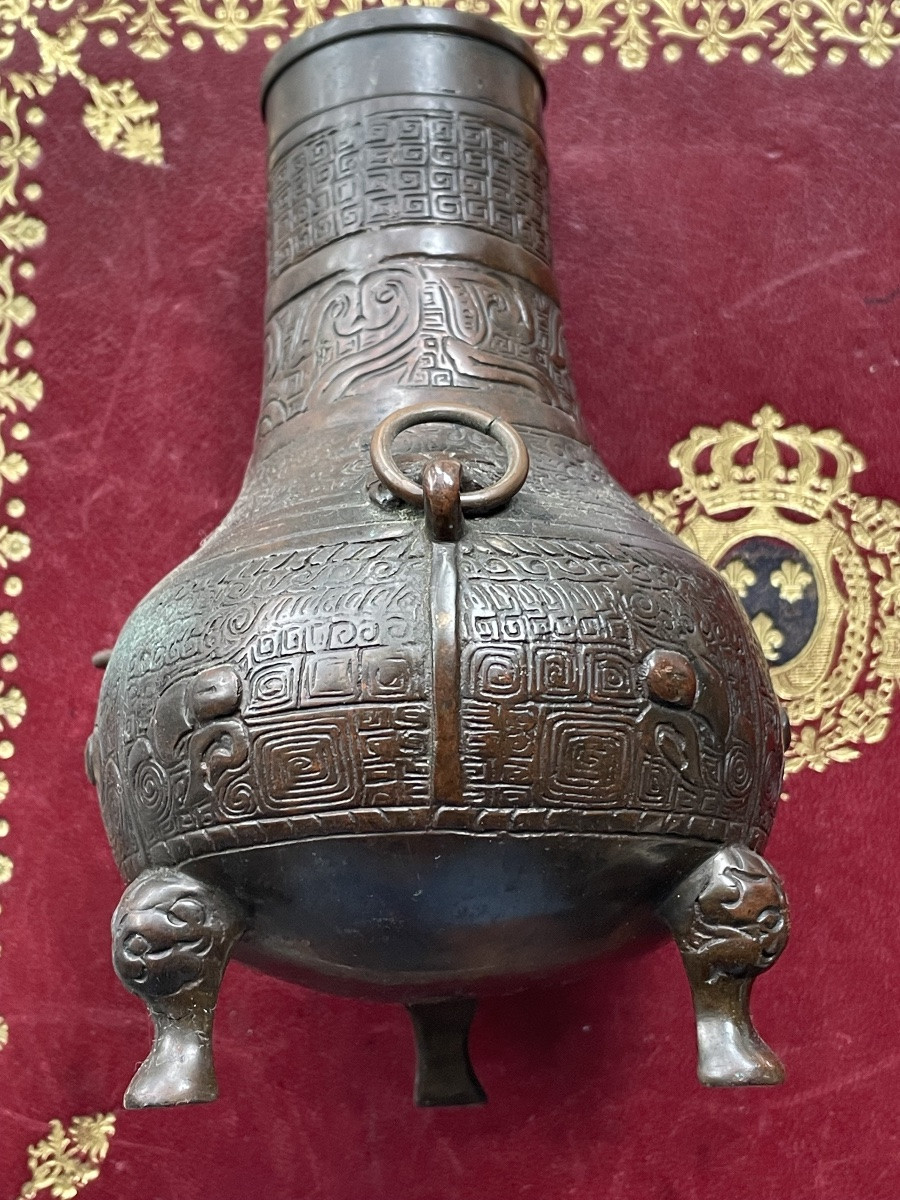 Vase en bronze asiatique -photo-3