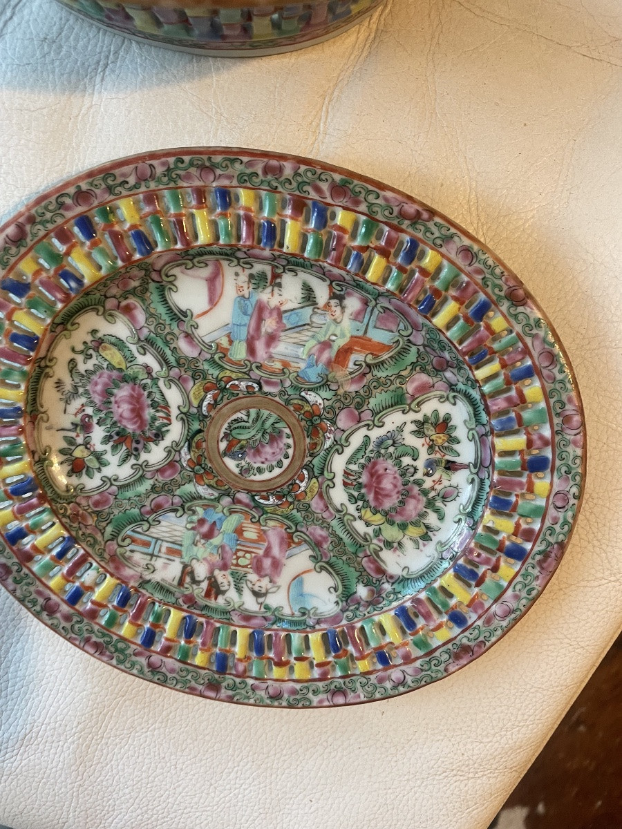 Cantonese Porcelain Basket And Dish -photo-2
