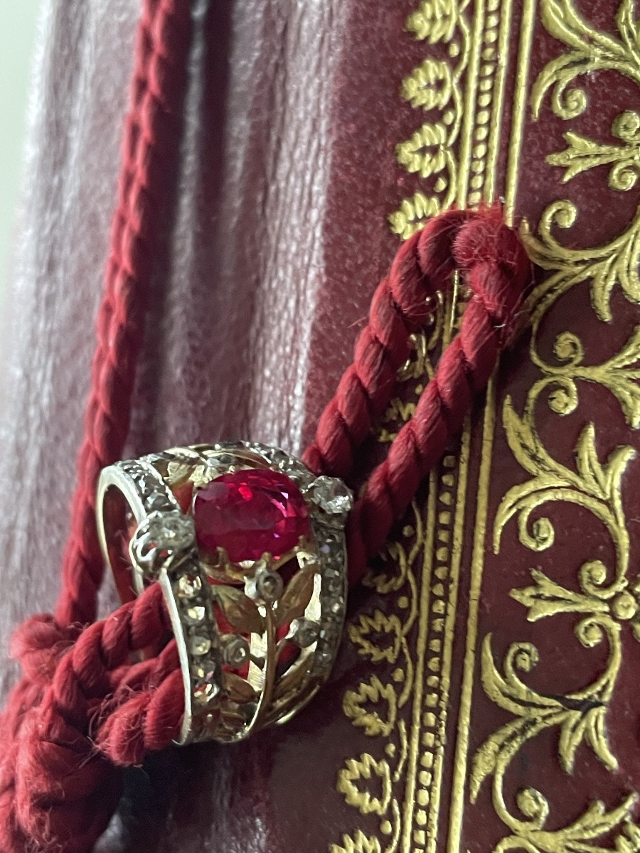 Gold And Diamond Ring -photo-1