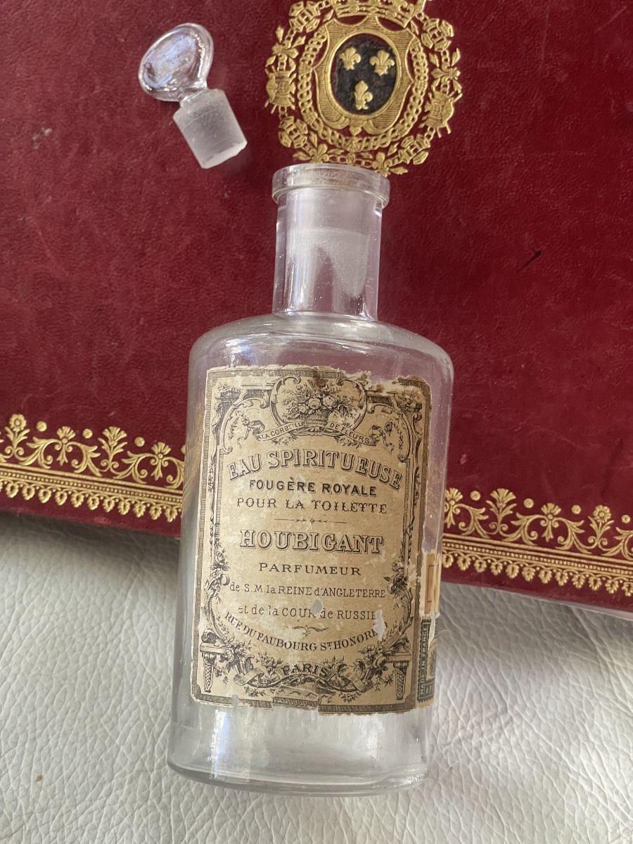 De Houbigant Paris Perfume Bottle -photo-6