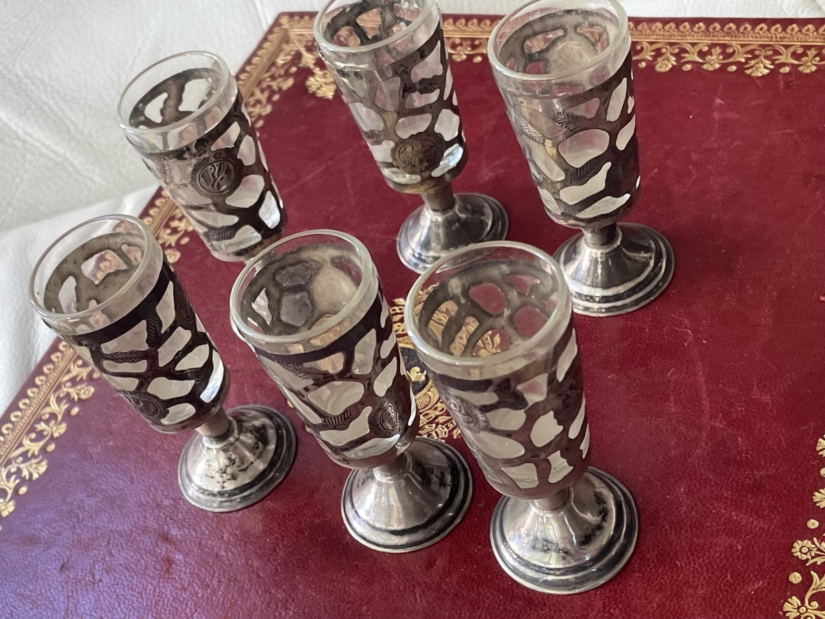 Série de six verres à liqueurs argent et verre -photo-2