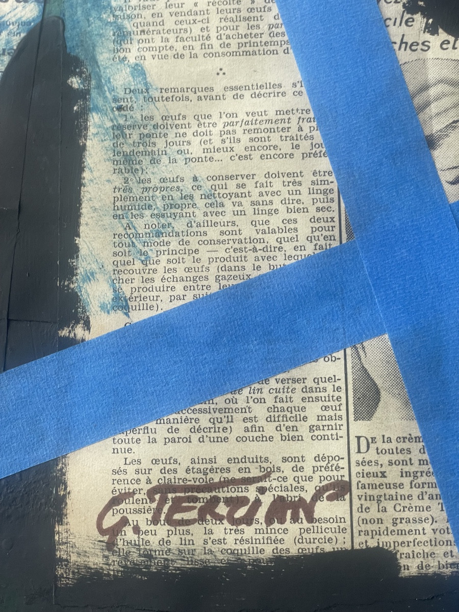 Collages journaux  et huile de Terzian Georges 