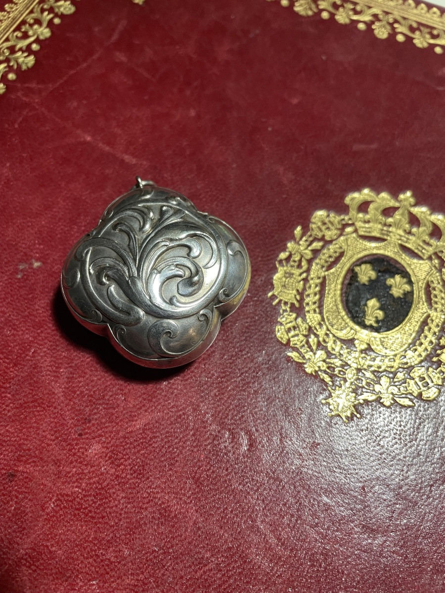 Boîte à maquillage argent -photo-2