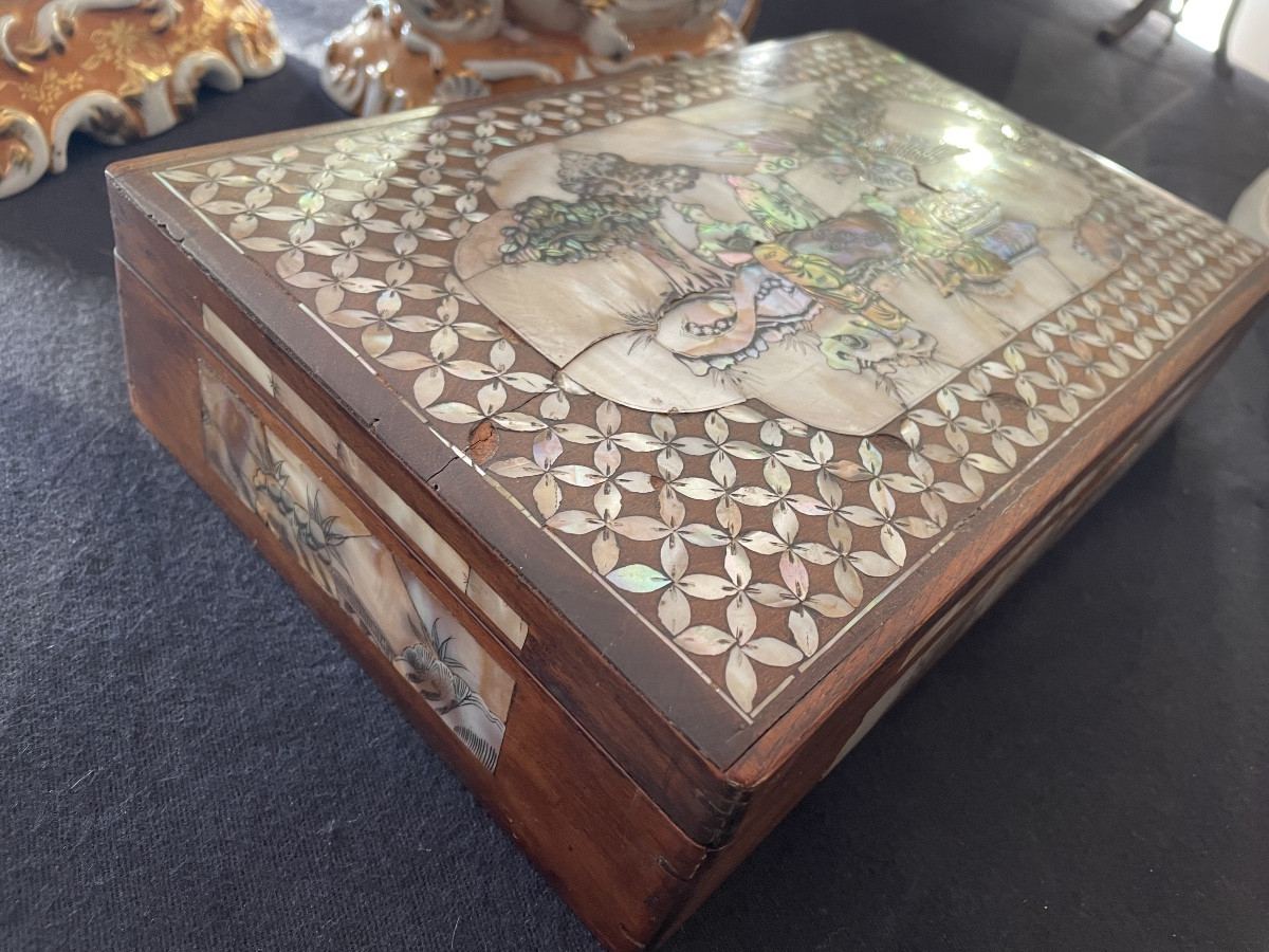 Asuatique Wooden And Mother-of-pearl Jewelry Box 