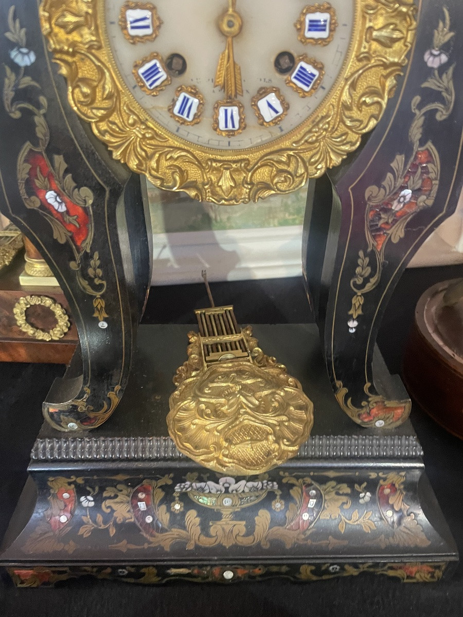 Niii Marquetry Clock -photo-1