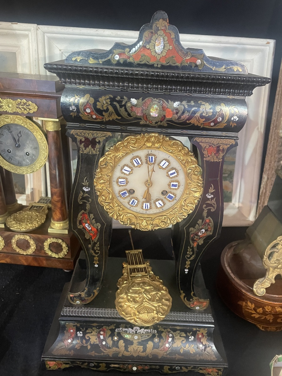 Niii Marquetry Clock 