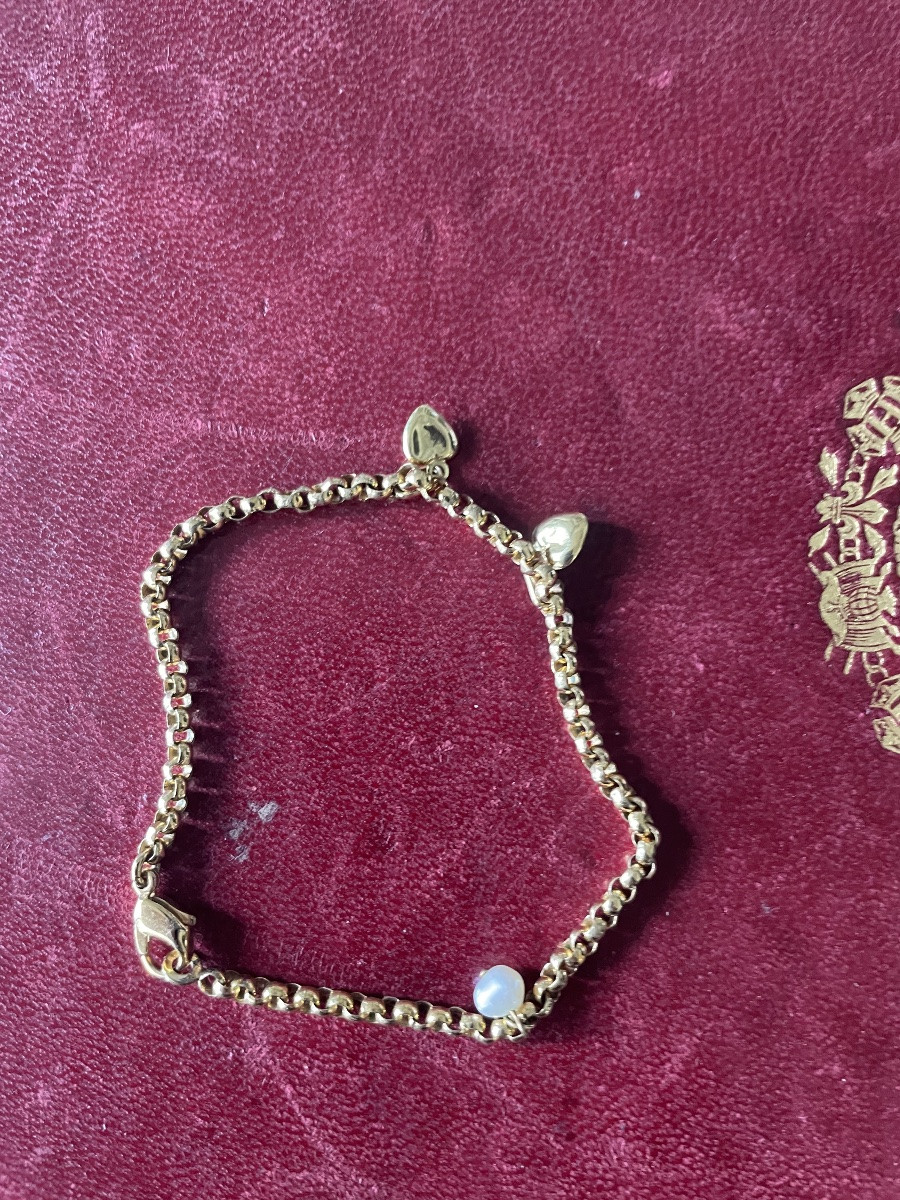 Gold And Pearl Women's Bracelet -photo-3