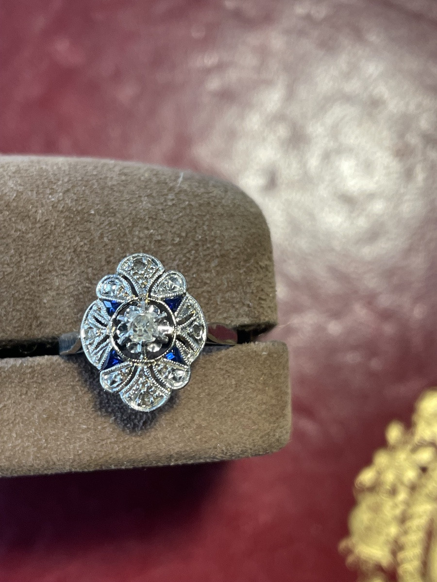 Art Deco Gold Ring With Diamonds And Sapphires -photo-8