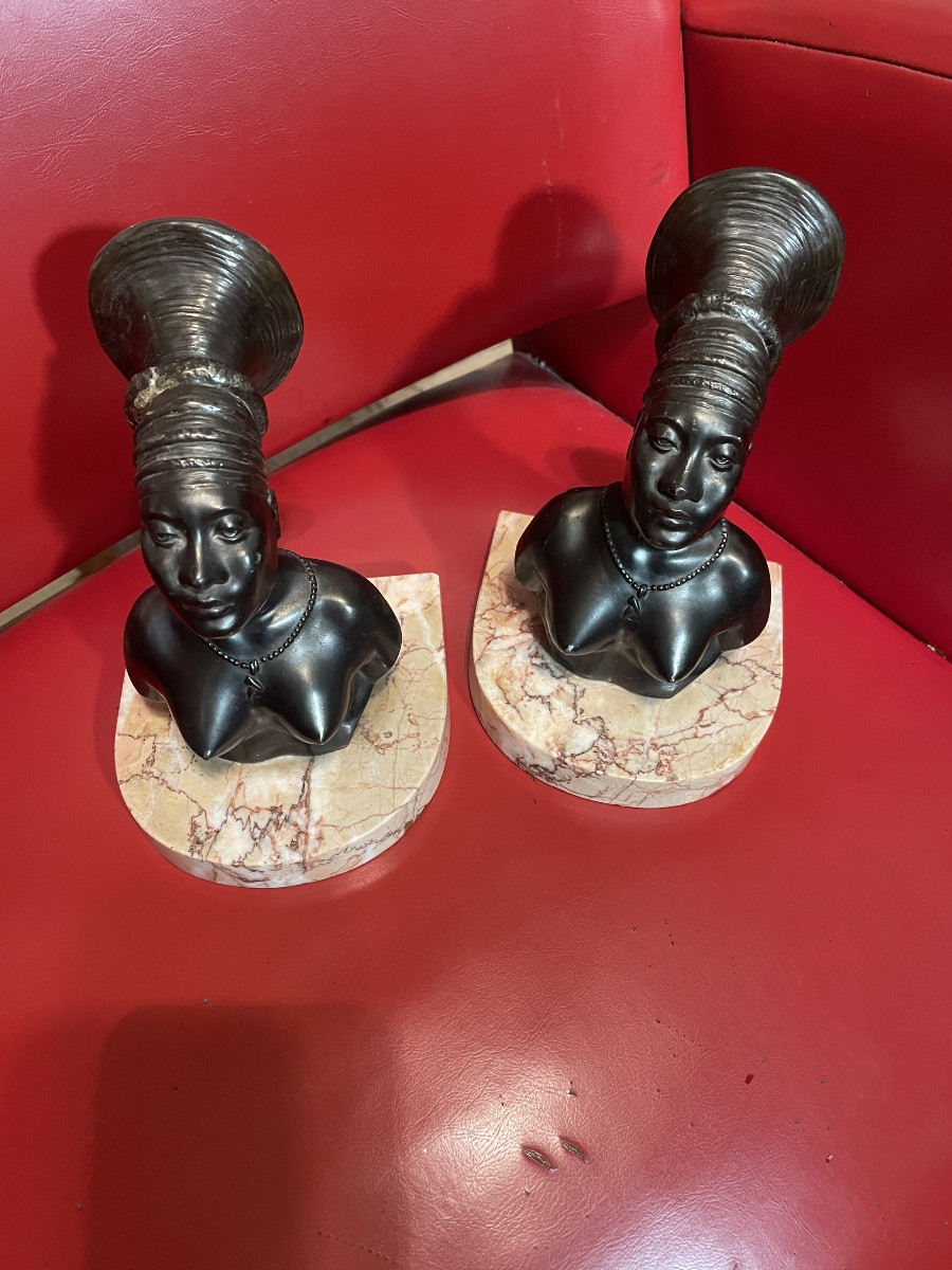 Serre livres femmes  africaines -photo-2