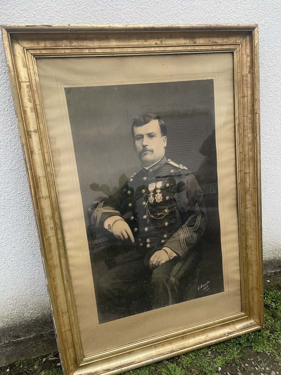 Large Gold Frame -photo-2