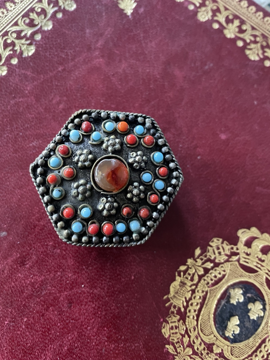 Small Silver Pillbox -photo-8