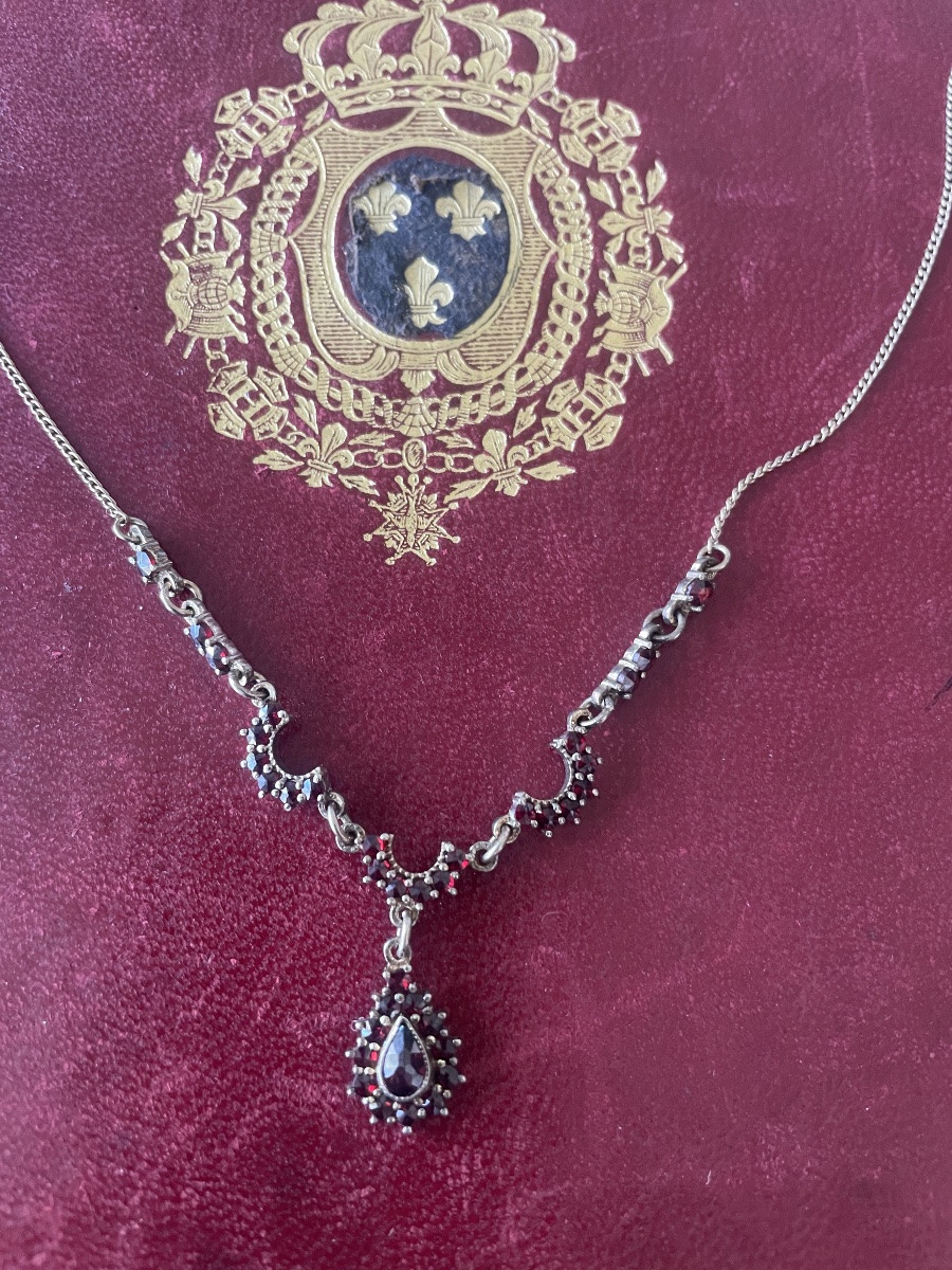 Garnet Pendant Necklace -photo-4