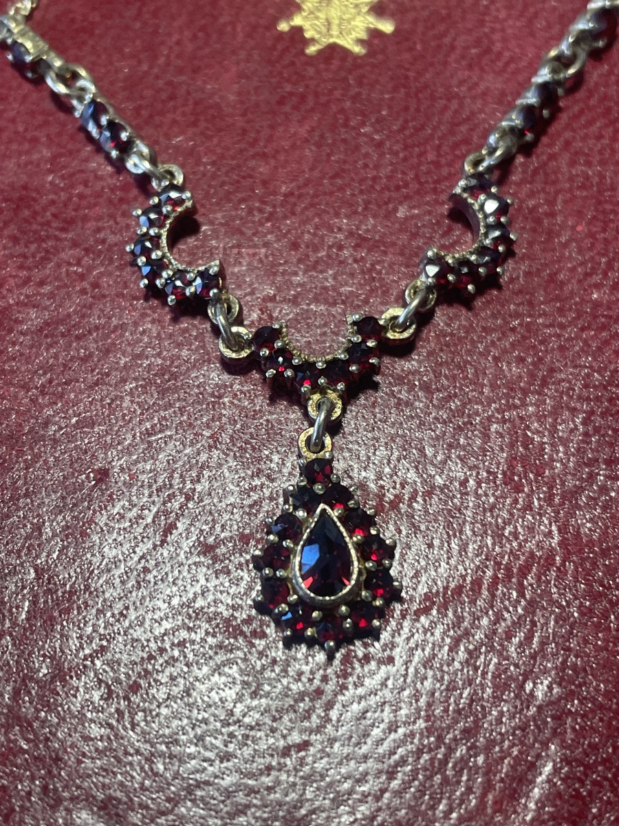 Garnet Pendant Necklace -photo-5