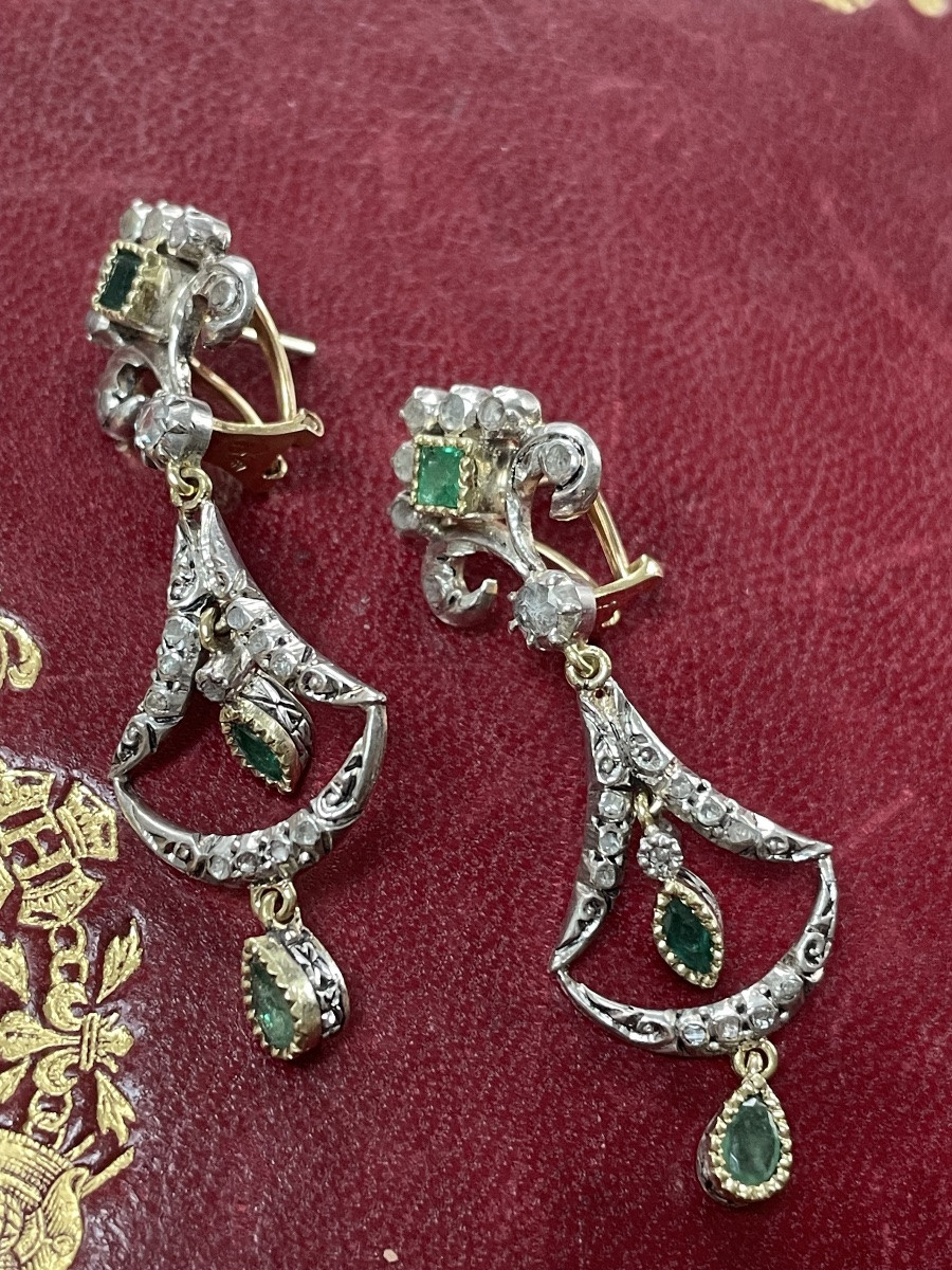 Gold And Emerald Earrings-photo-3