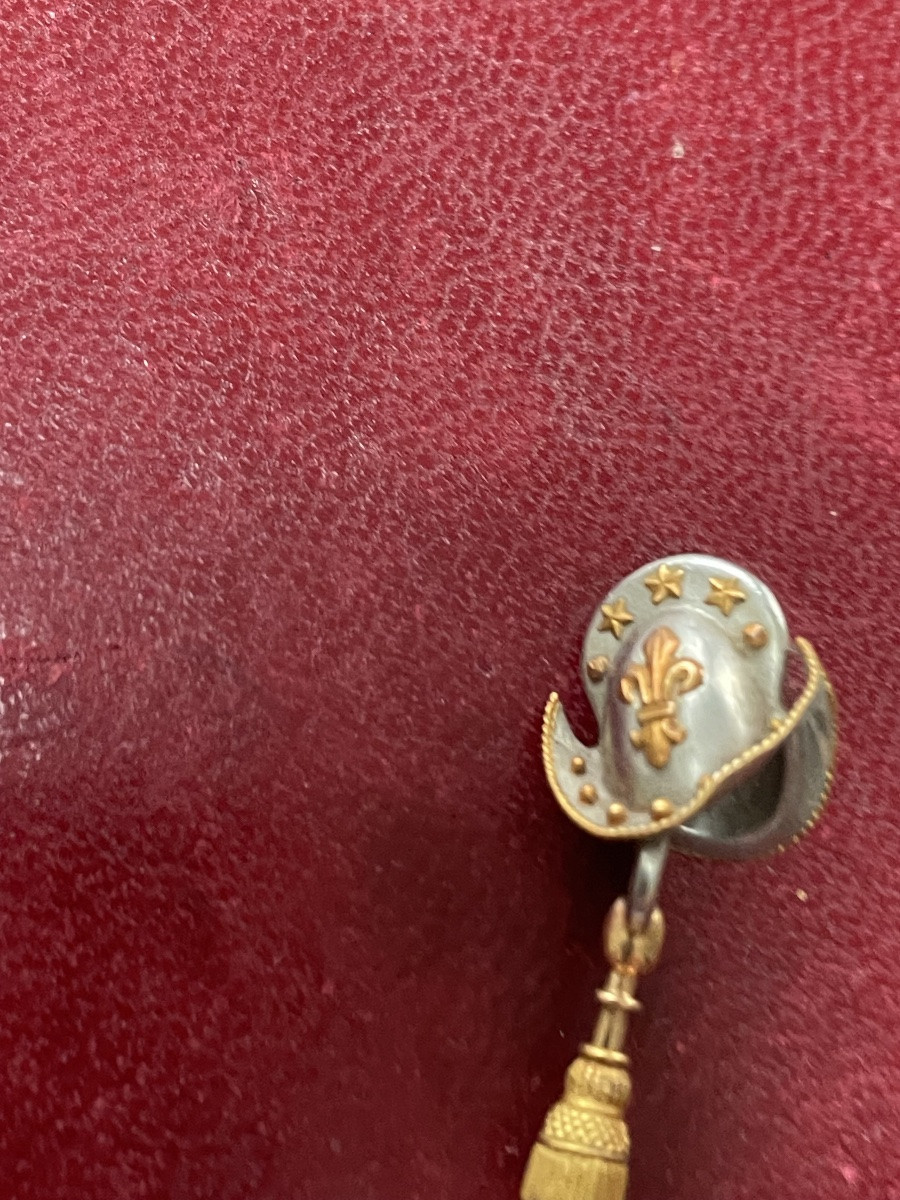 Vatican Swiss Guard Gold Pin-photo-5