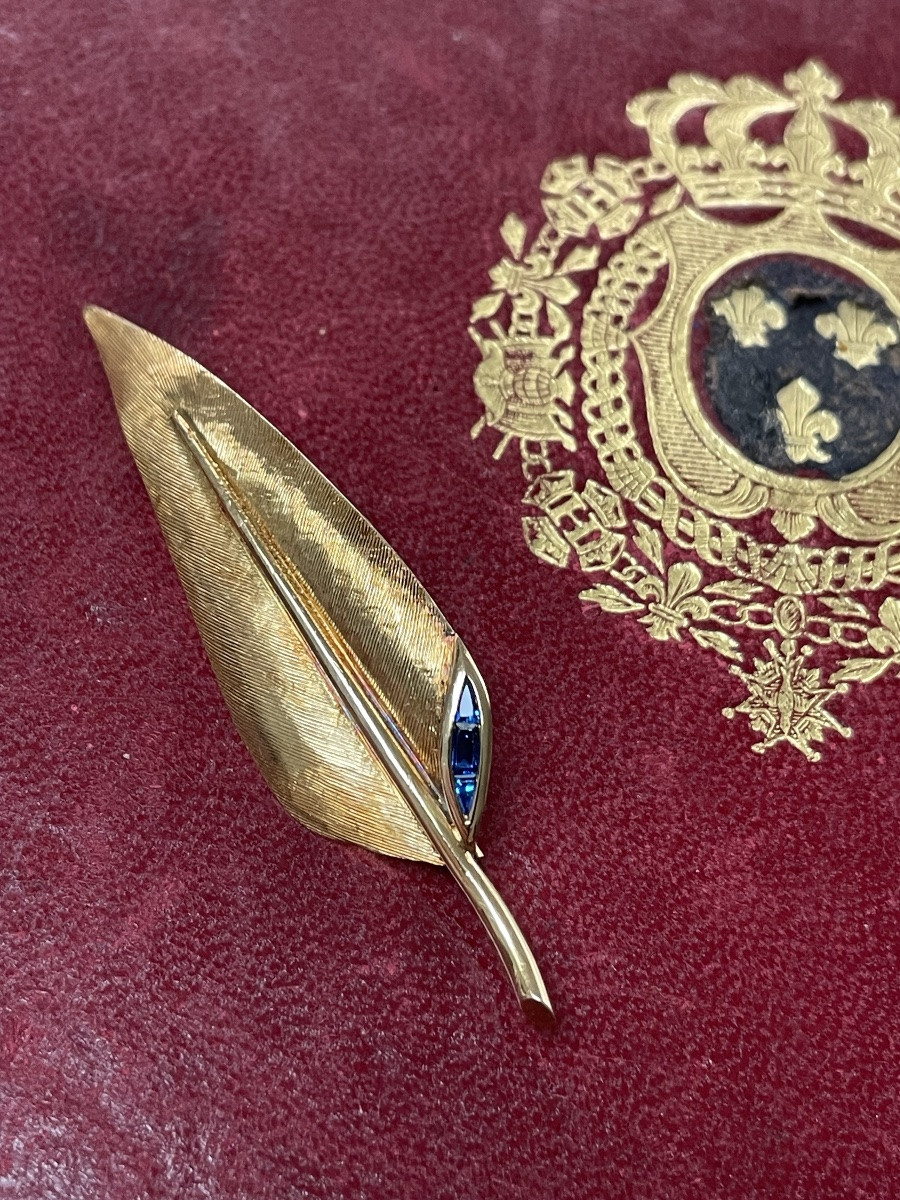 Broche feuille or et saphirs -photo-7