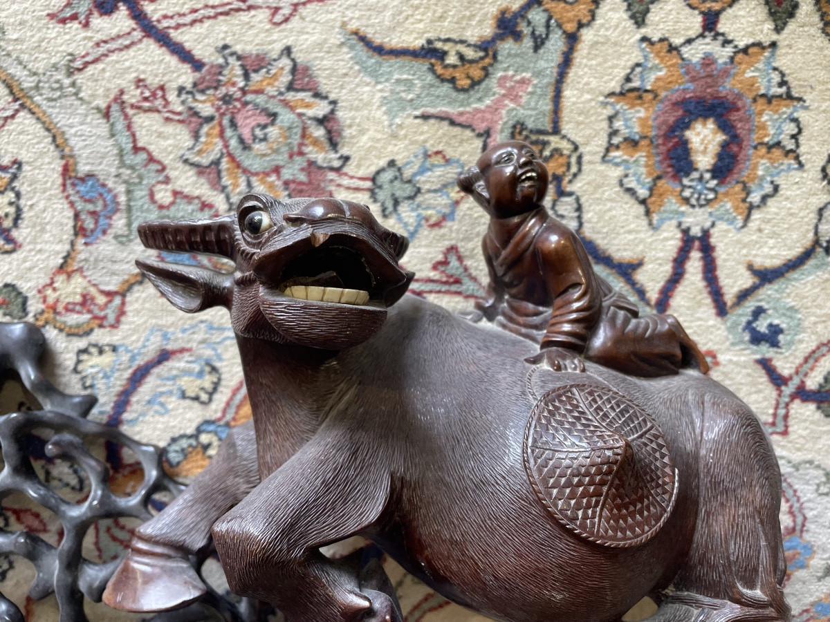 Bugle And Child Asian Woodcarving-photo-7