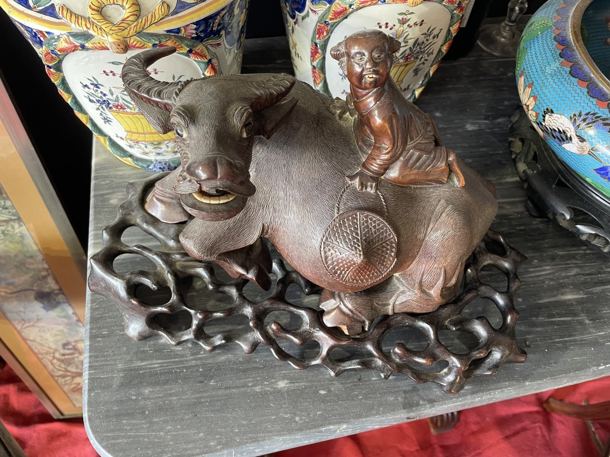 Bugle And Child Asian Woodcarving