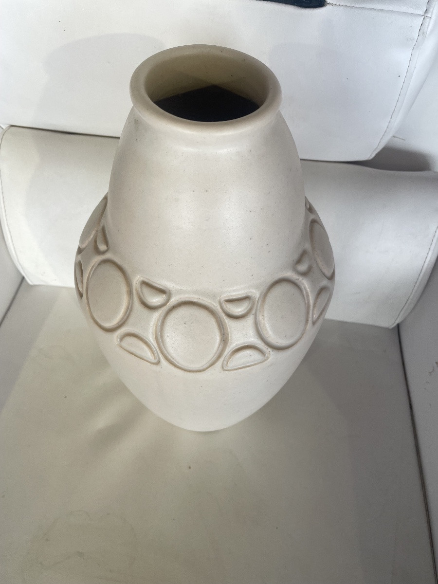 Larrieu Sandstone Vase-photo-3