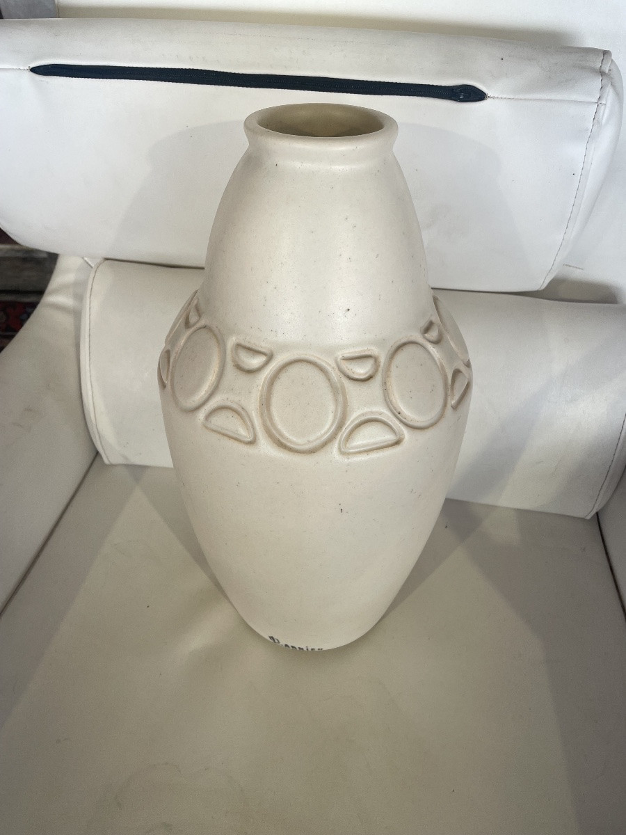 Larrieu Sandstone Vase-photo-1