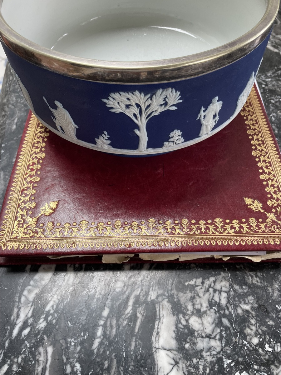 Vasque porcelaine dé Weegwood -photo-1