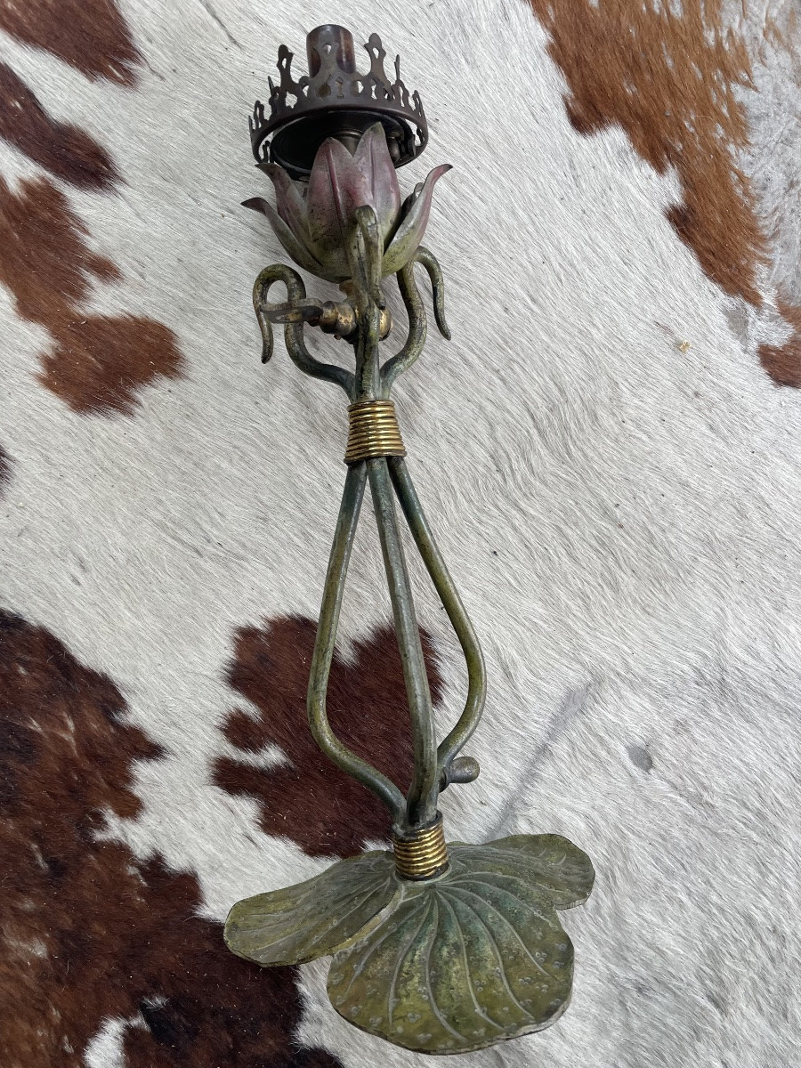 Art Nouveau Water Lily Lamp-photo-1