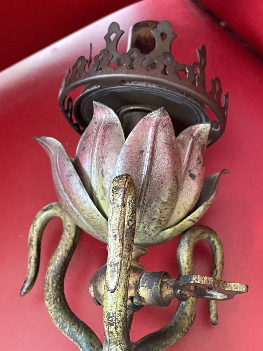 Art Nouveau Water Lily Lamp