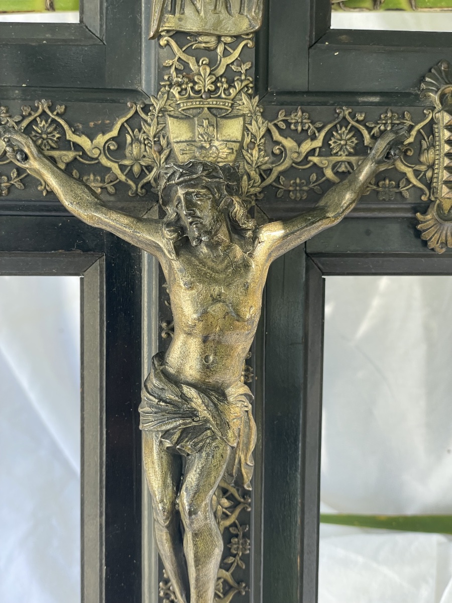 Sculpture en croix de Jésus -photo-6