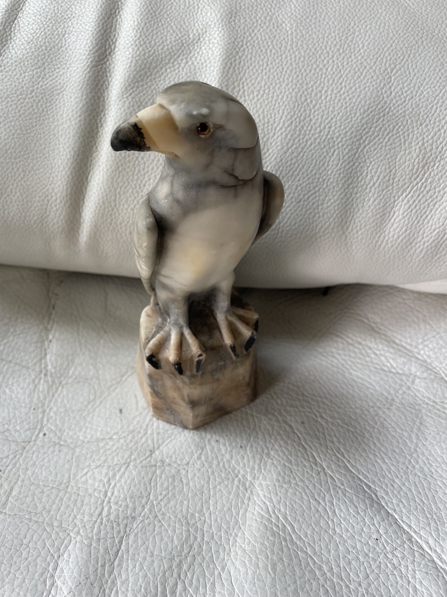 Falcon Marble 19th Century-photo-1