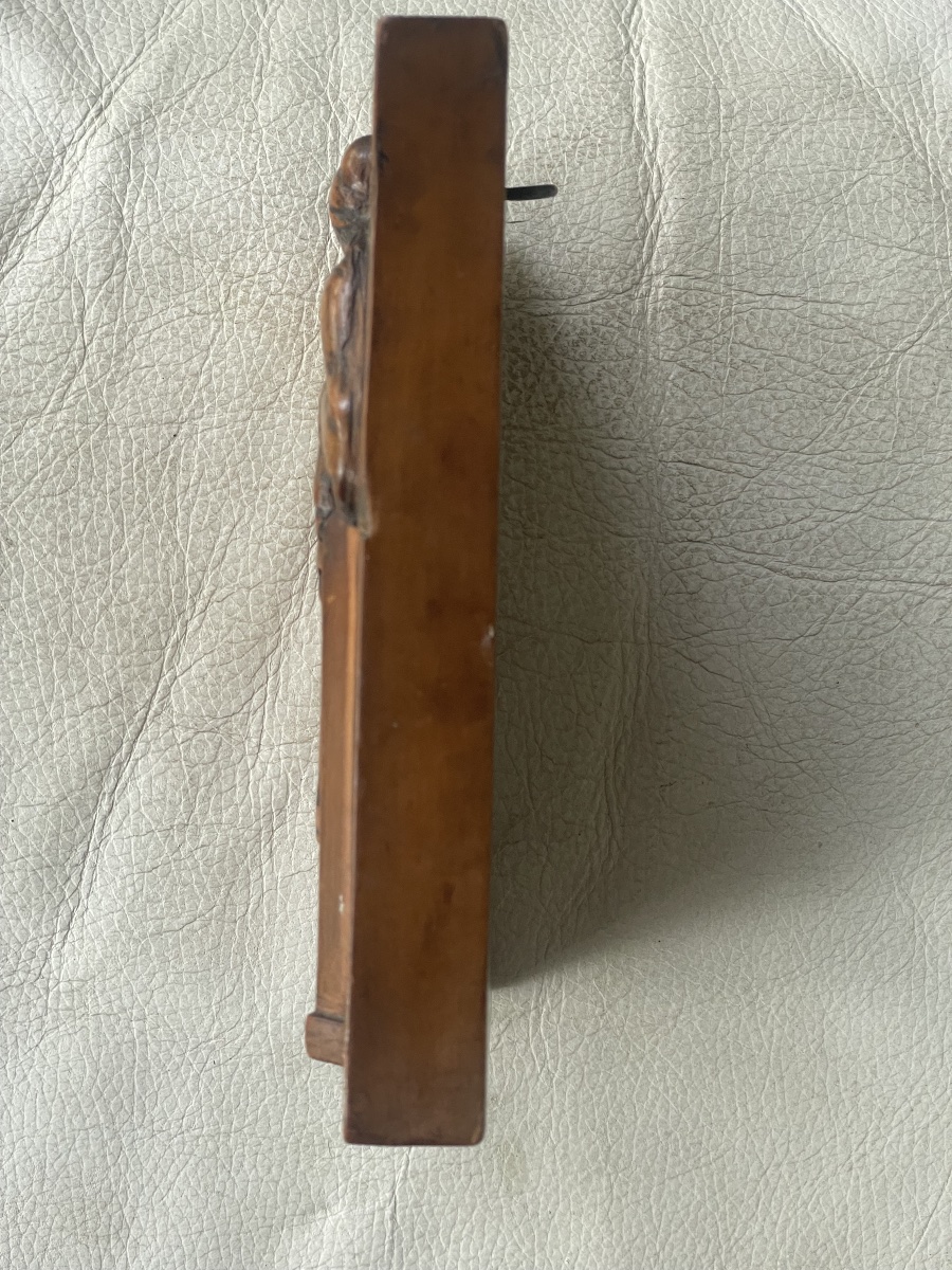 Table Sculpture Wood Goddess With Mirror-photo-8
