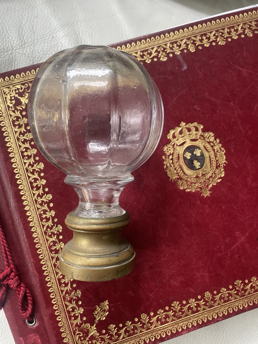 Glass And Brass Staircase Ball-photo-3