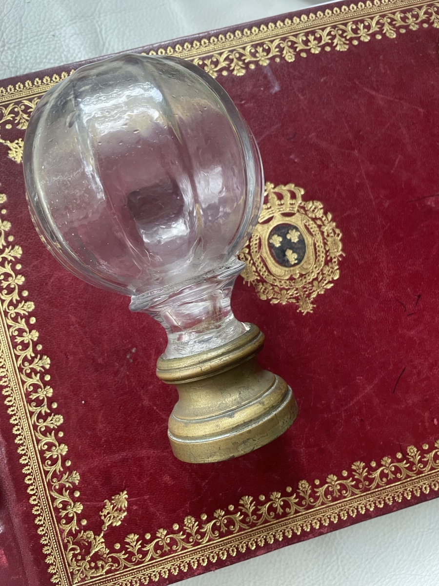 Glass And Brass Staircase Ball-photo-7