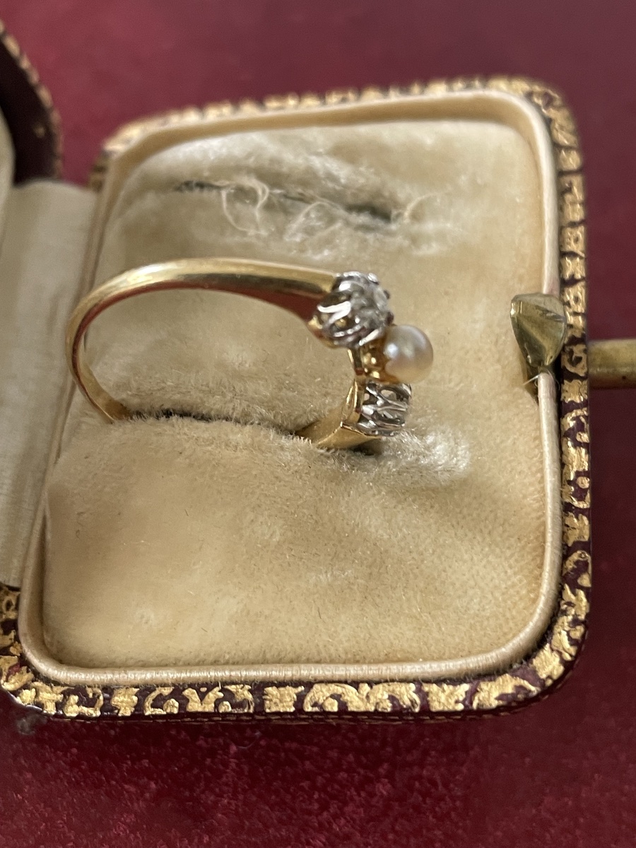 Gold Ring . Pearl And Rose Diamonds-photo-3