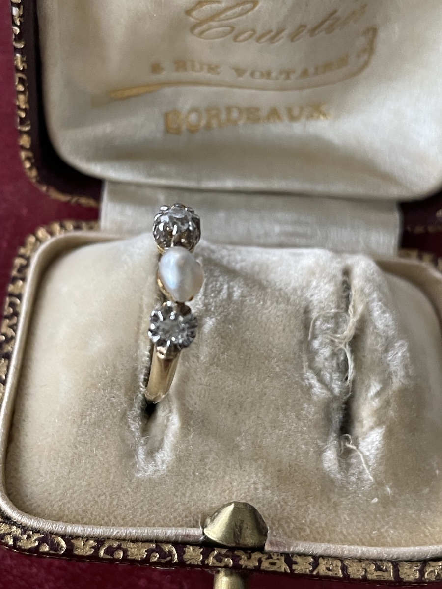 Gold Ring . Pearl And Rose Diamonds-photo-2
