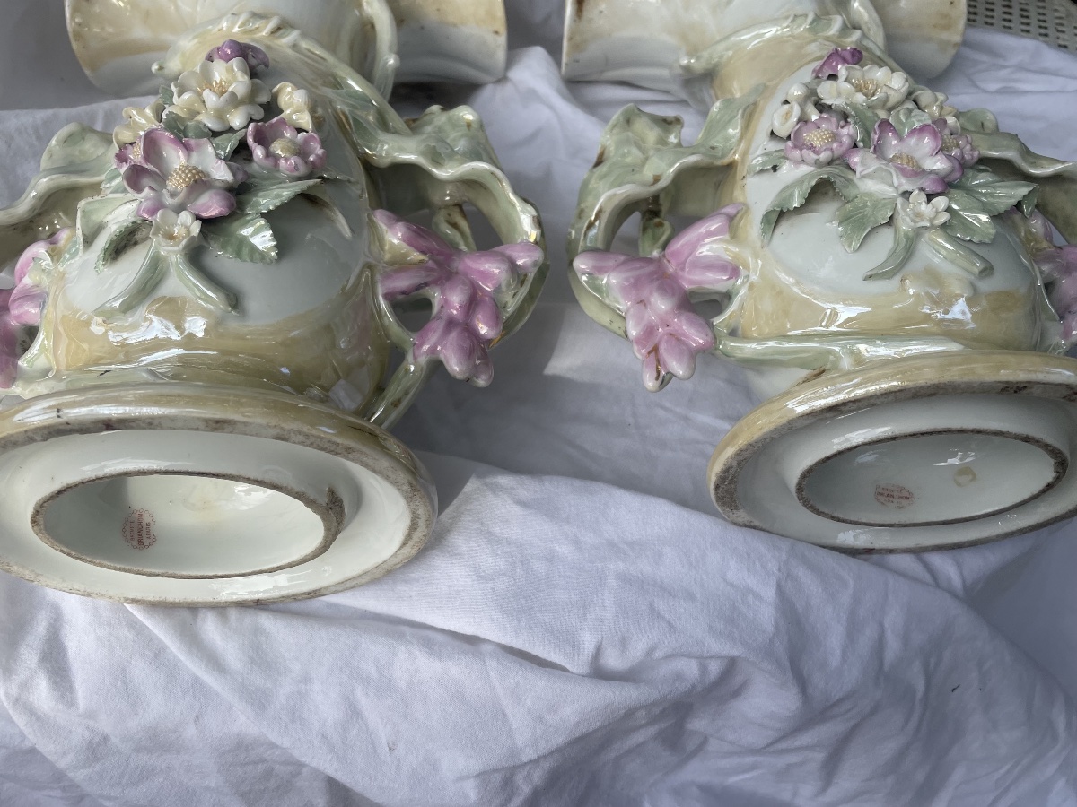 Paire de vases  porcelaine de Brianchon -photo-6
