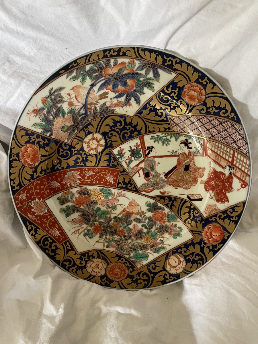 Large Japanese Porcelain Dish -photo-2
