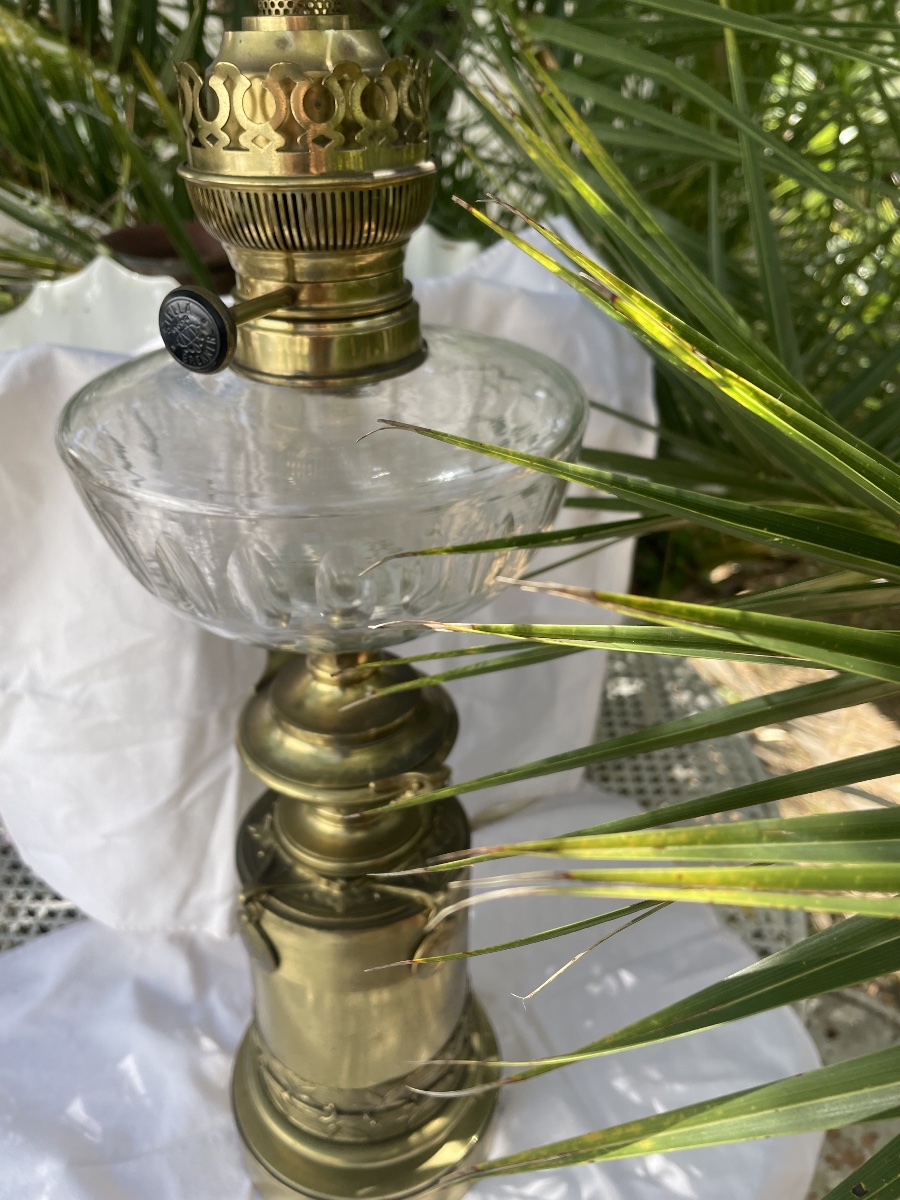Lampe à pétrole aux médaillons -photo-3
