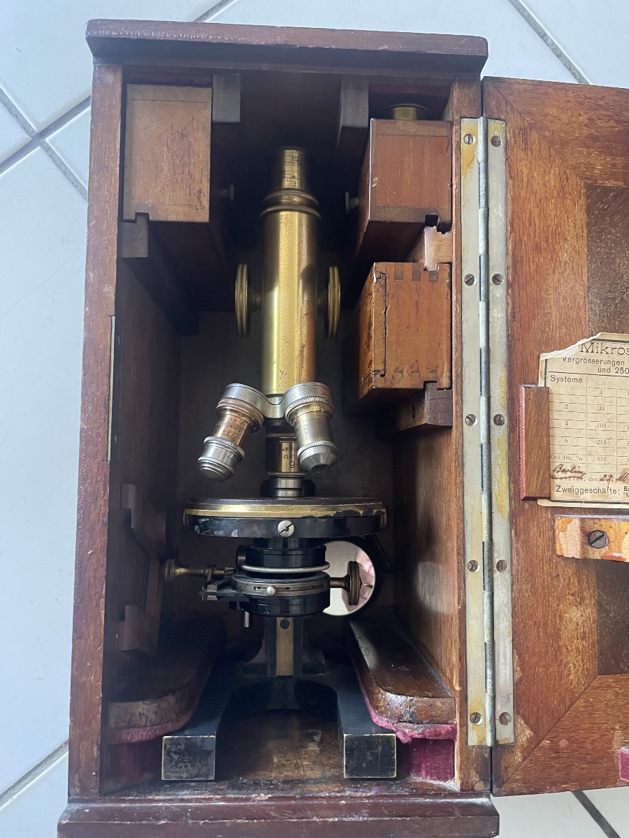 Ernst Leitz Microscope -photo-3
