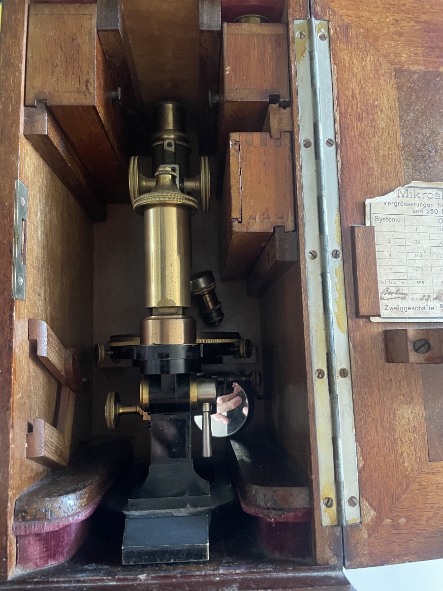 Ernst Leitz Microscope -photo-4