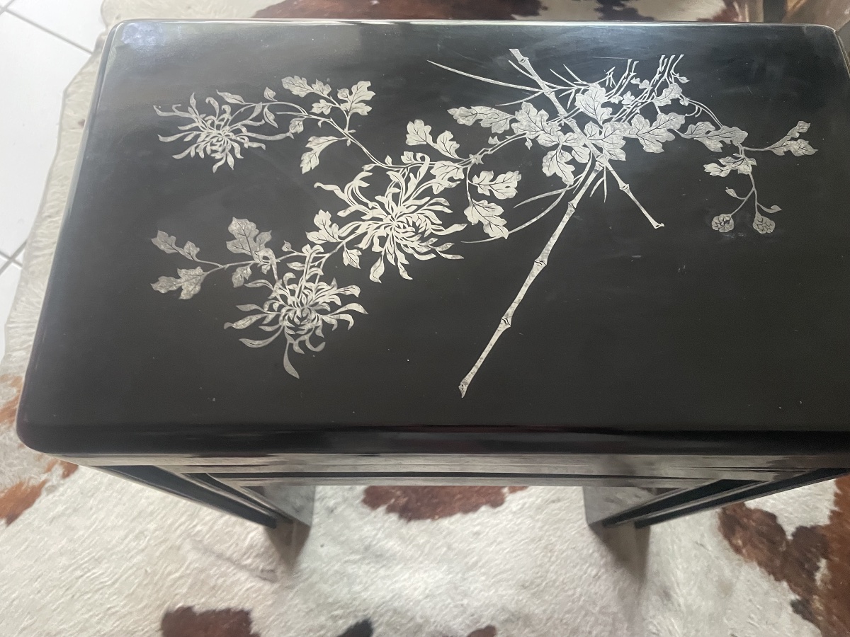 Nested Tables In Lacquered Wood And Silver -photo-6