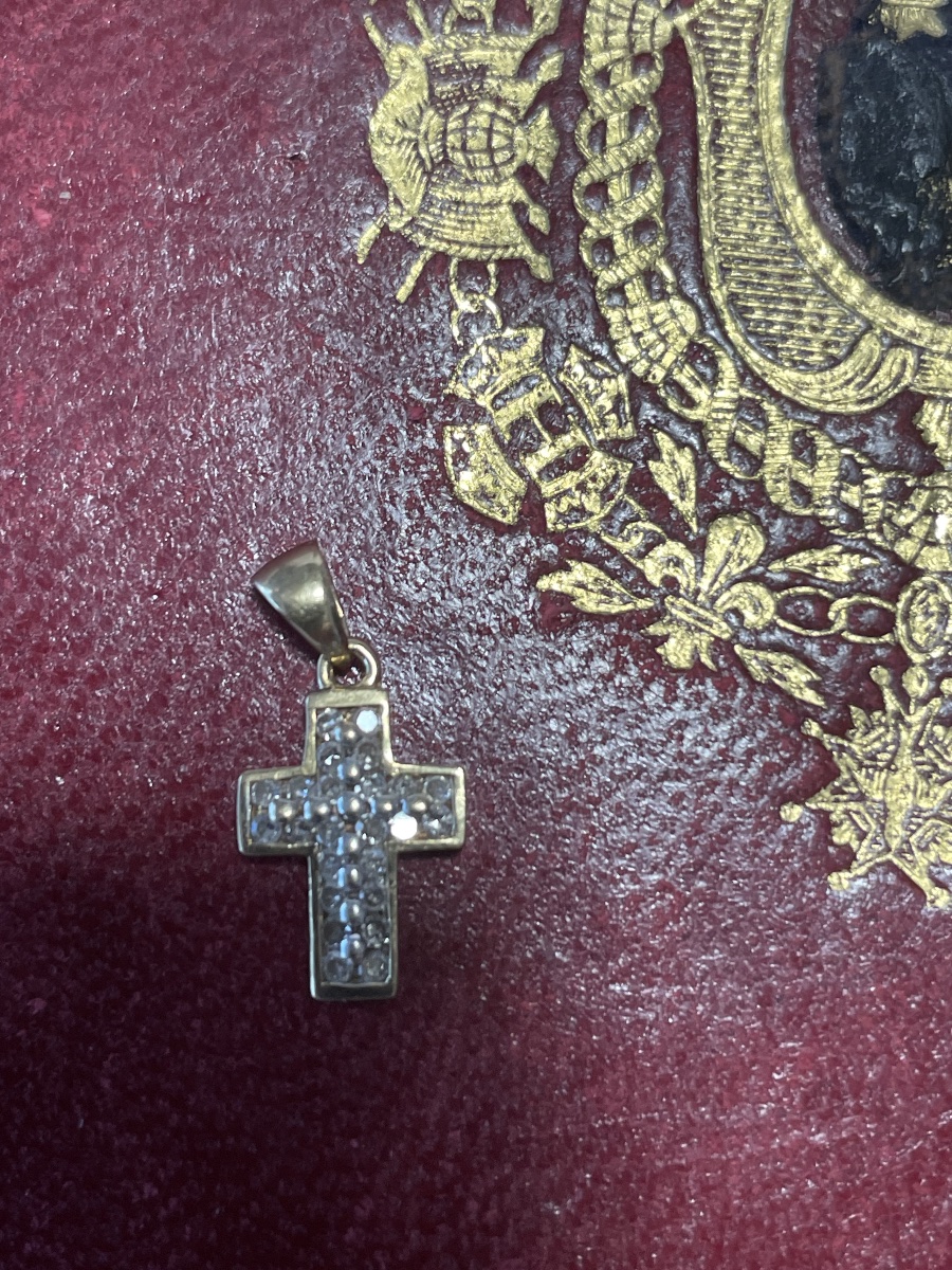 Croix or et diamants -photo-8