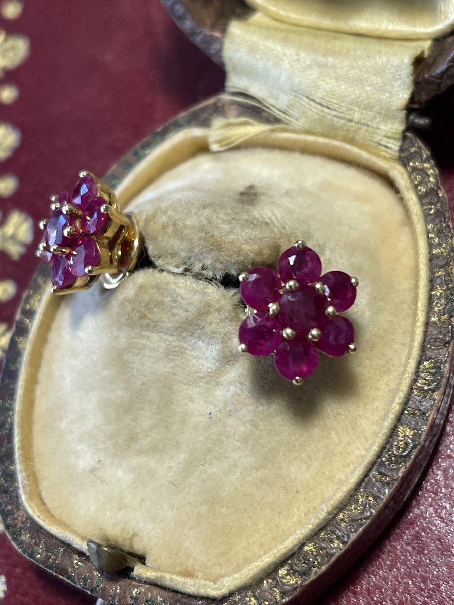 Pair Of Gold And Ruby Earrings -photo-2