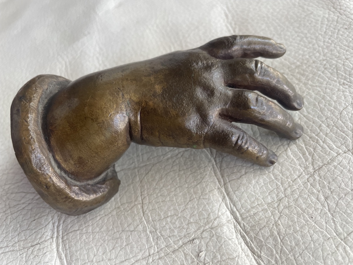 Bronze Child's Hand -photo-1