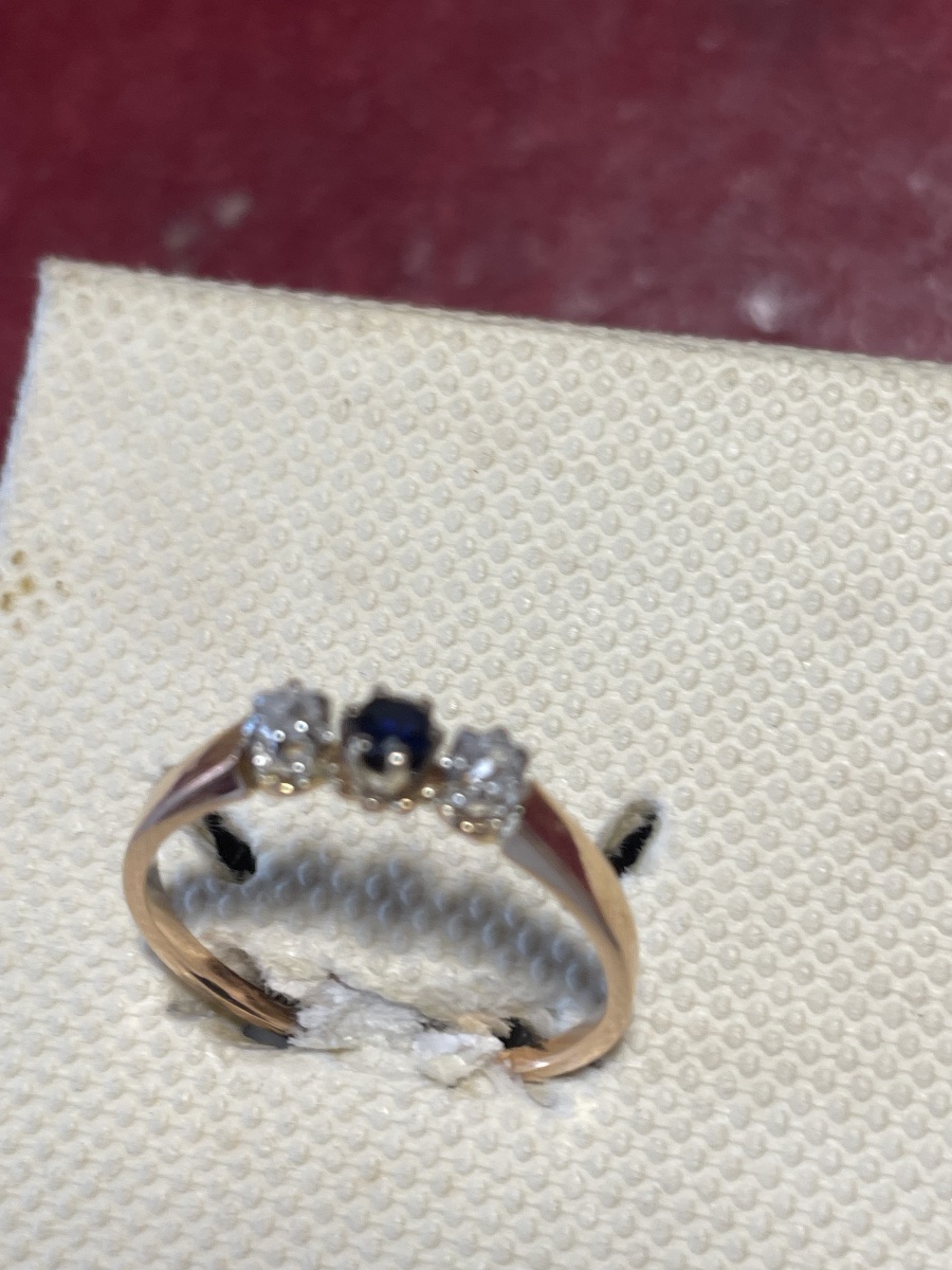 Gold Ring With Diamonds And Sapphire -photo-3