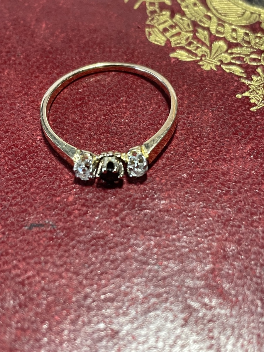 Gold Ring With Diamonds And Sapphire -photo-3