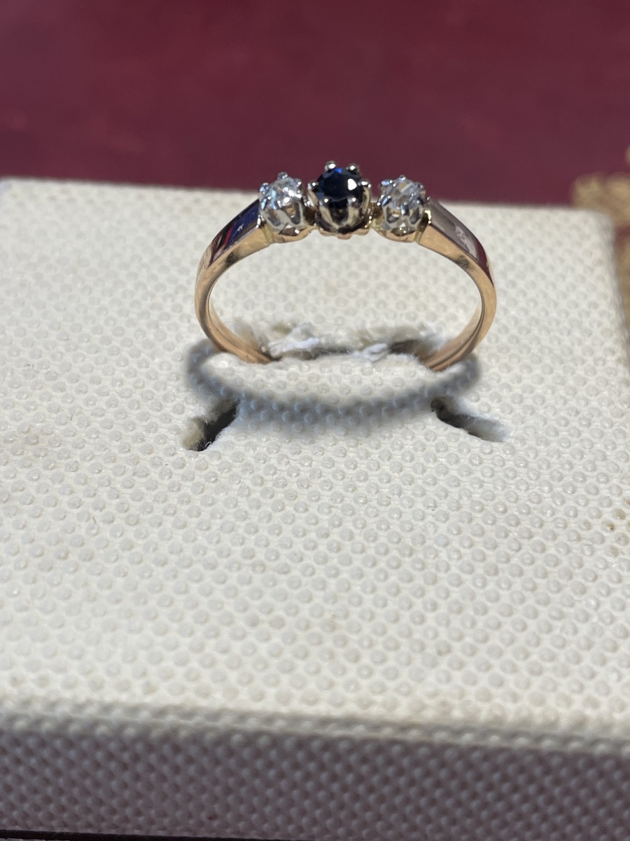 Gold Ring With Diamonds And Sapphire -photo-5
