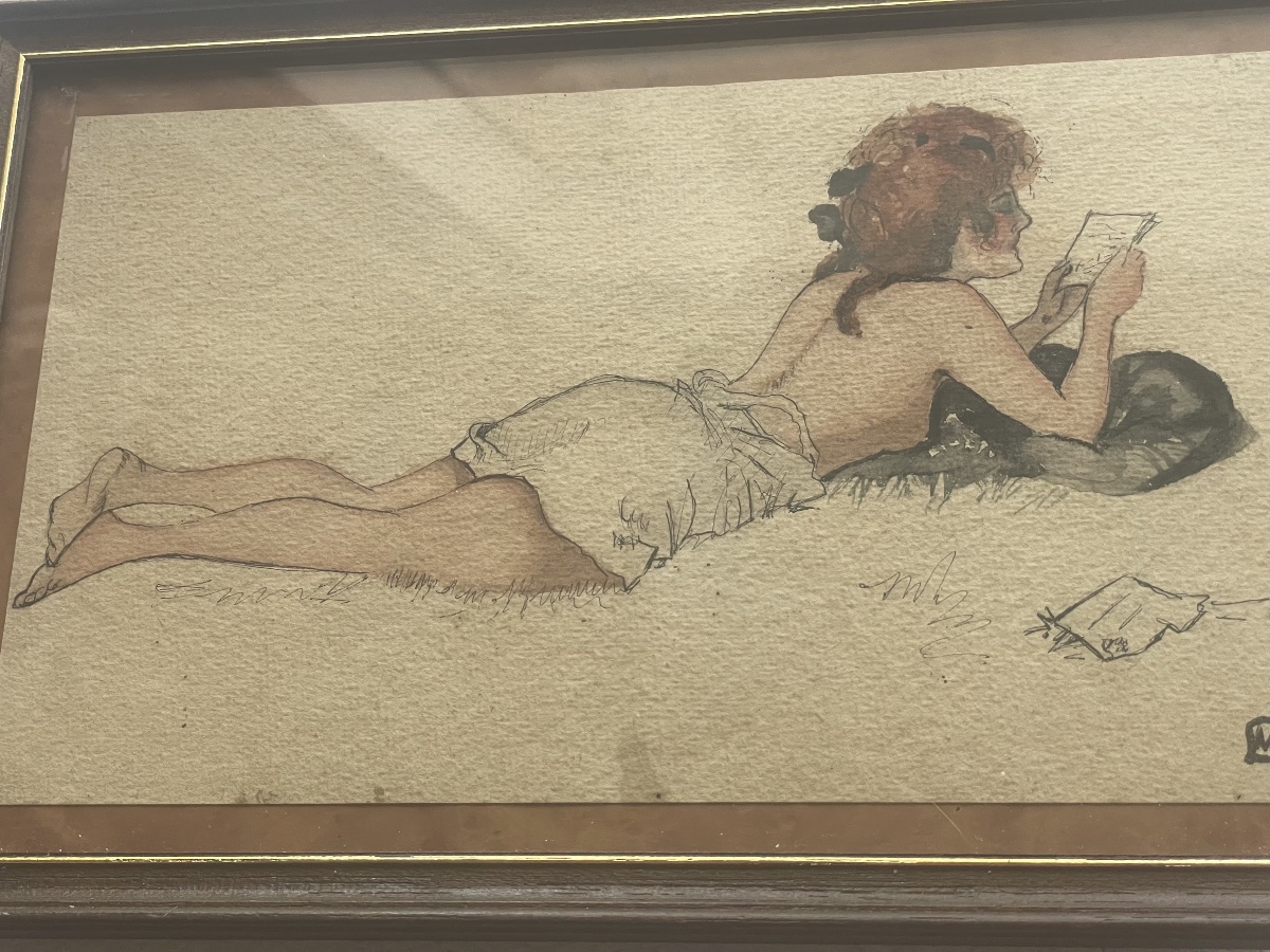 Drawing Of A Nude Woman Reading -photo-2