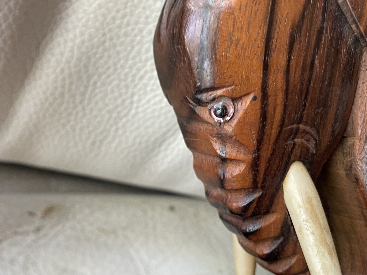 Pair Of Elephant-shaped Bookends Made Of Rio Rosewood -photo-2